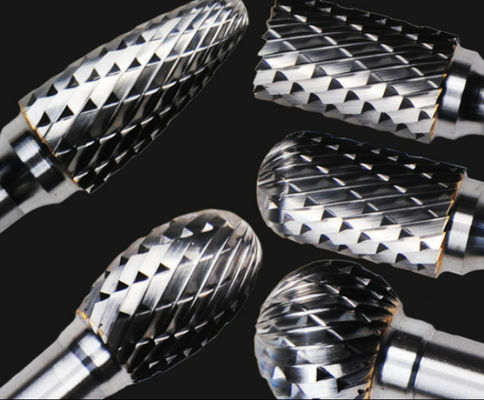 Mesin Ball Bearing Rotary Tungsten Carbide Burr Cone Bentuk Pohon Ketahanan Aus