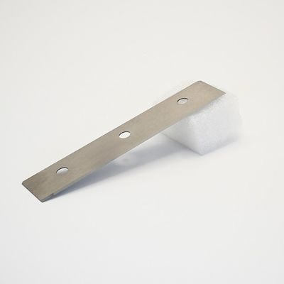 Custom Cemented Tungsten Carbide Alloy Tiga Lubang Slitter Serat Kimia Blade Film Kain Slitting Mesin Mesin Industri Pisau