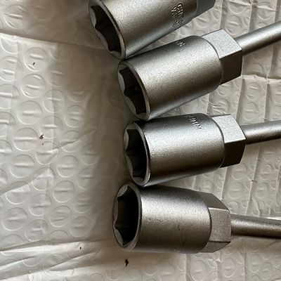 Nozzle Karbida Semen yang dapat disesuaikan untuk Pengeboran Lapangan Minyak 1000 °C Resistensi