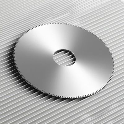 Pisau bundar menggorok kertas bergelombang